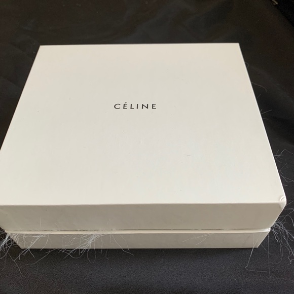 SOLD Celine pearl earrings - Picture 5 of 5